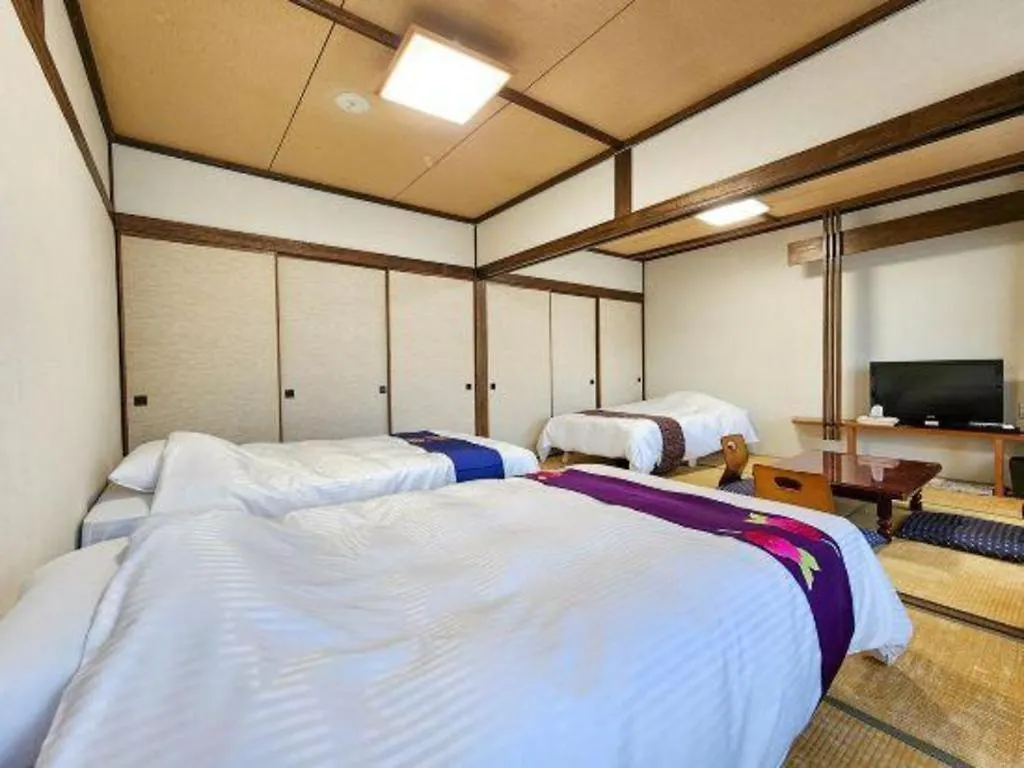 Hotel Yunosawa Onsen Mori No Shiki Shimukappu 3*,